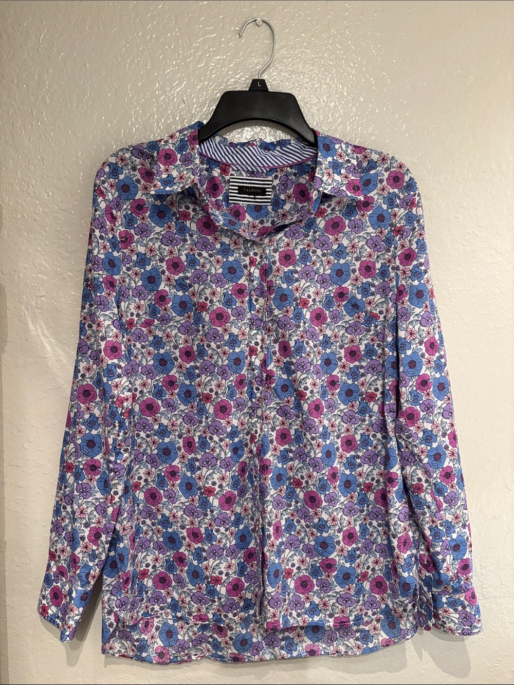Talbots 100% Cotton Purple and Blue Floral Button-Down Shirt lightweight Casual